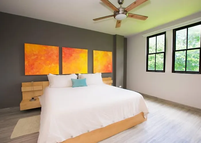 Chic Minimalist With Swimming Pool, Hot Tub, And Club Access * Coco